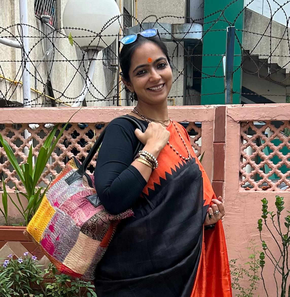 Jhola Artisan